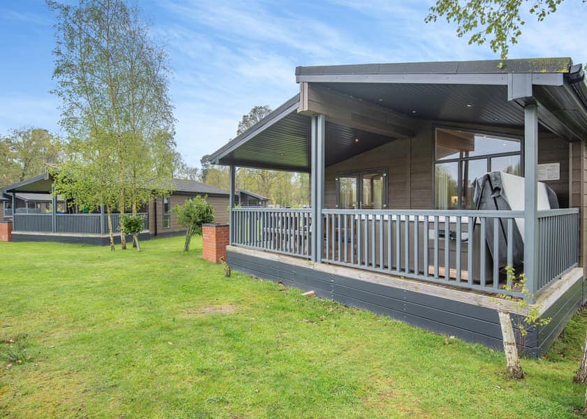 Lakeside 2 Pet Friendly - Woodhall Country Park Lodges, Woodhall Spa