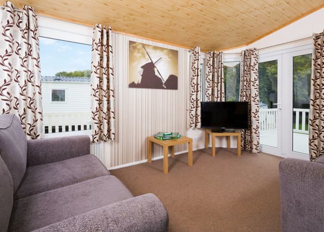 8 Berth Superior Lodge (Pet) - Whitecliff Bay Holiday Park, Bembridge