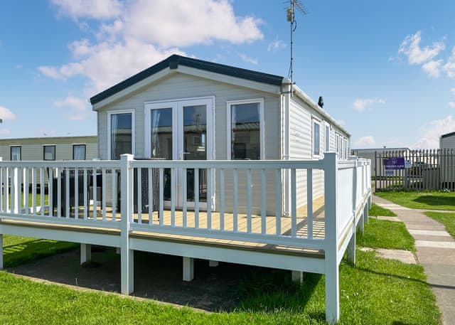 Typical | Gold 8 - Whitehouse Holiday Park, Towyn