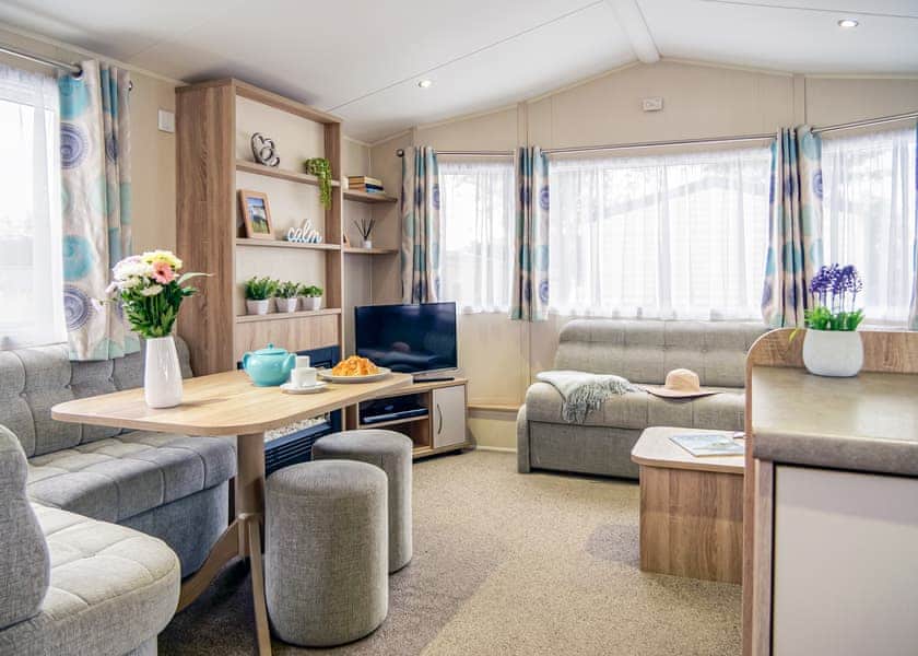 Comfort 3 Bedroom (Dog Friendly) - Bowleaze Cove Holiday Park & Spa, Weymouth
