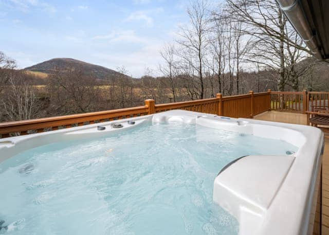 Tomatin Highland Lodges - Wildside Highland Lodges at Loch Ness, Whitebridge, Nr Loch Ness