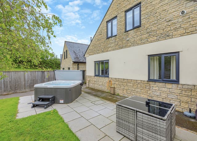 Levels View - Windmill Retreat & Spa, Glastonbury