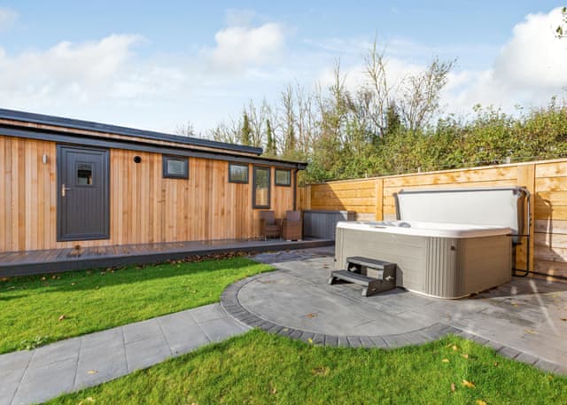 Beech View Lodge - Windmill Retreat & Spa, Glastonbury