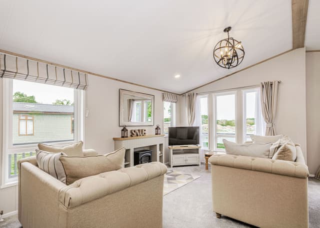 Priors Field PF8 - Yaxham Waters, Yaxham, Dereham