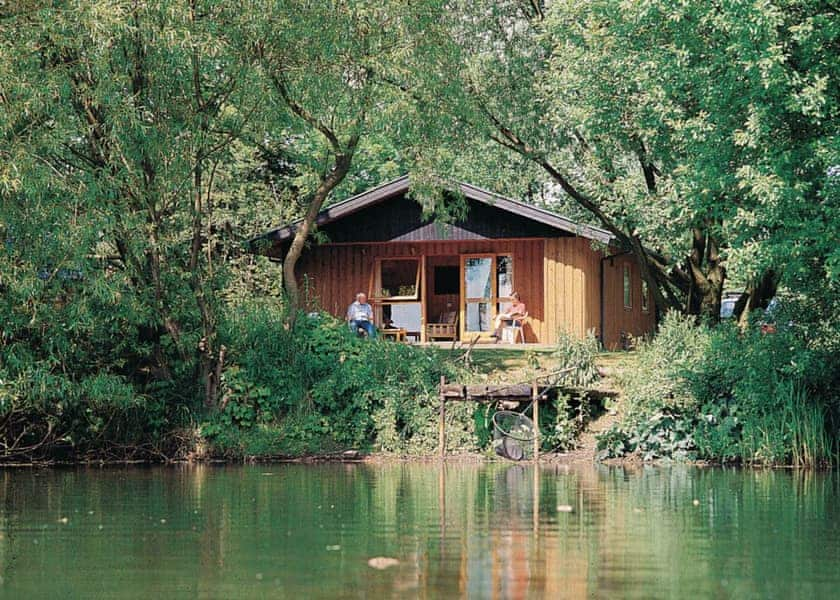 York Lakeside Lodges In York Lodges Book Online Hoseasons