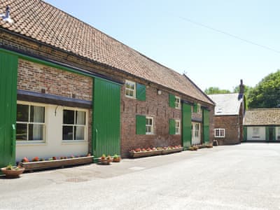 Marton Manor Cottages Ardennes Cottage Cottages In Bridlington