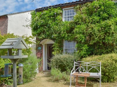 Wren Cottage Ref Uk10064 In Wisset Near Halesworth Suffolk