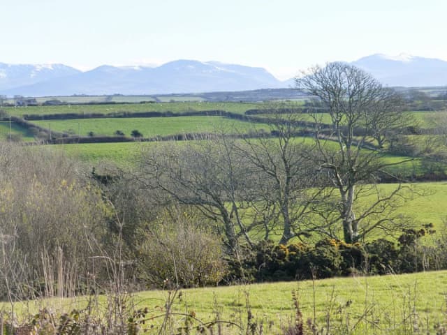 Bryn Tirion Ref 15663 In Trefor Anglesey Anglesey Cottages Com