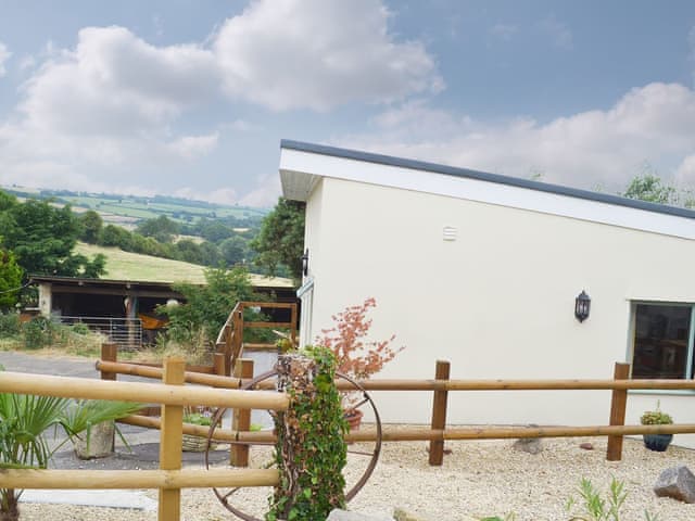 Mill Lane Holiday Cottage Ref Ukc725 In Inglesbatch Near Bath