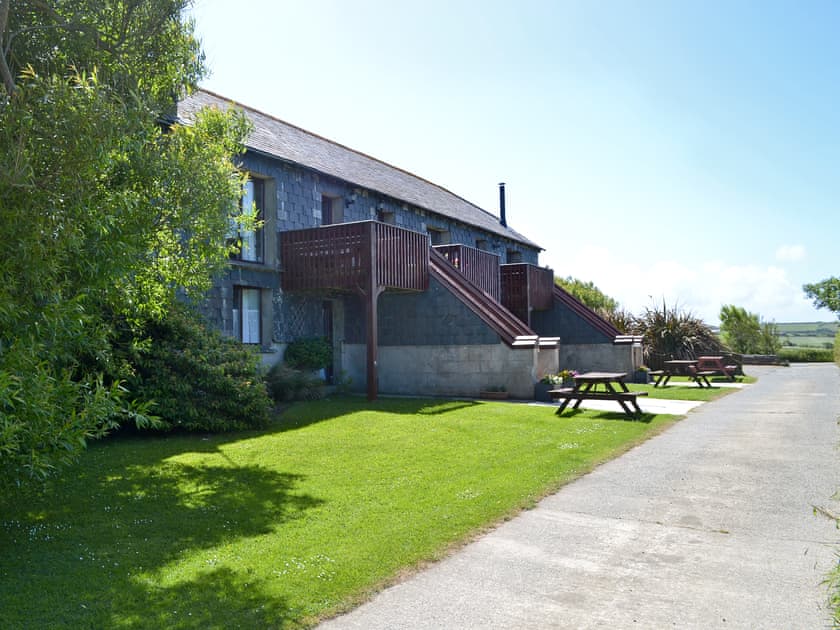 Lovely holiday home  | Barn Cottage - Quinceborough Farm, Widemouth Bay, near Bude