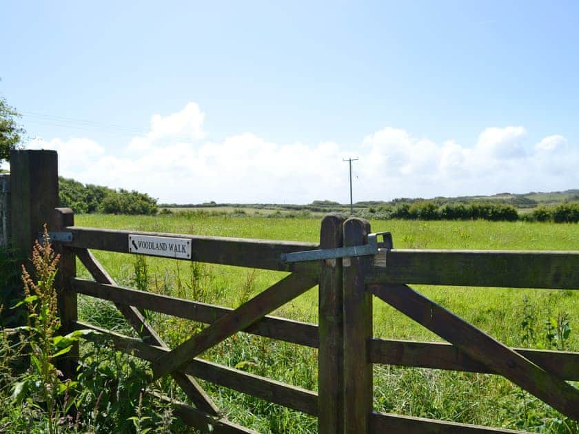 For the keen walker  | Barn Cottage, Goose Cottage - Quinceborough Farm, Widemouth Bay, near Bude