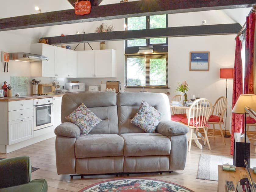 Characterful open-plan living space | Wheelwrights - High House Holiday Cottages, Hooe, near Battle