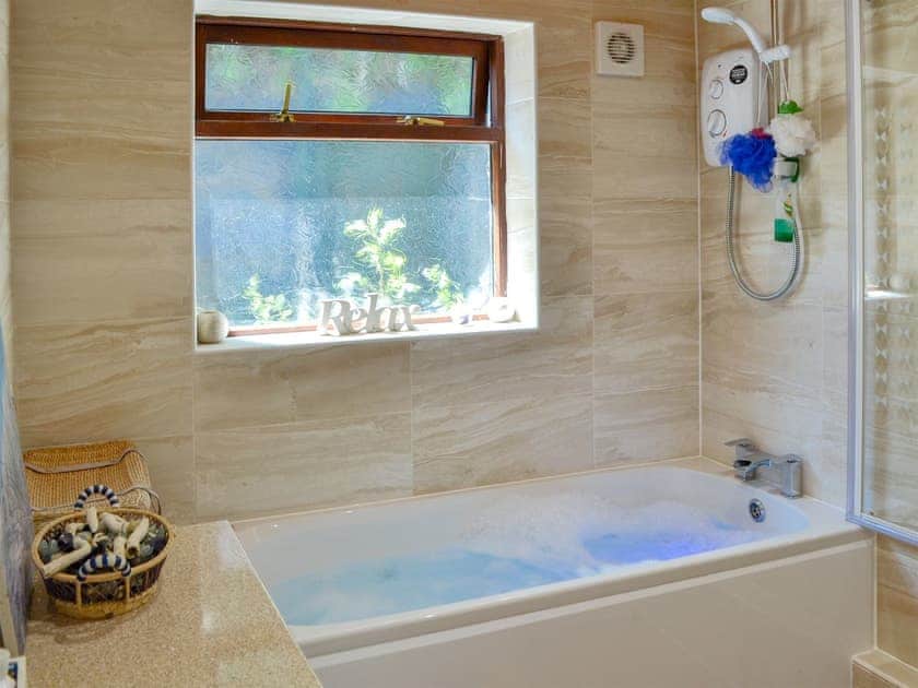 Bathroom | Y Bwthyn, Llandygai, near Bangor