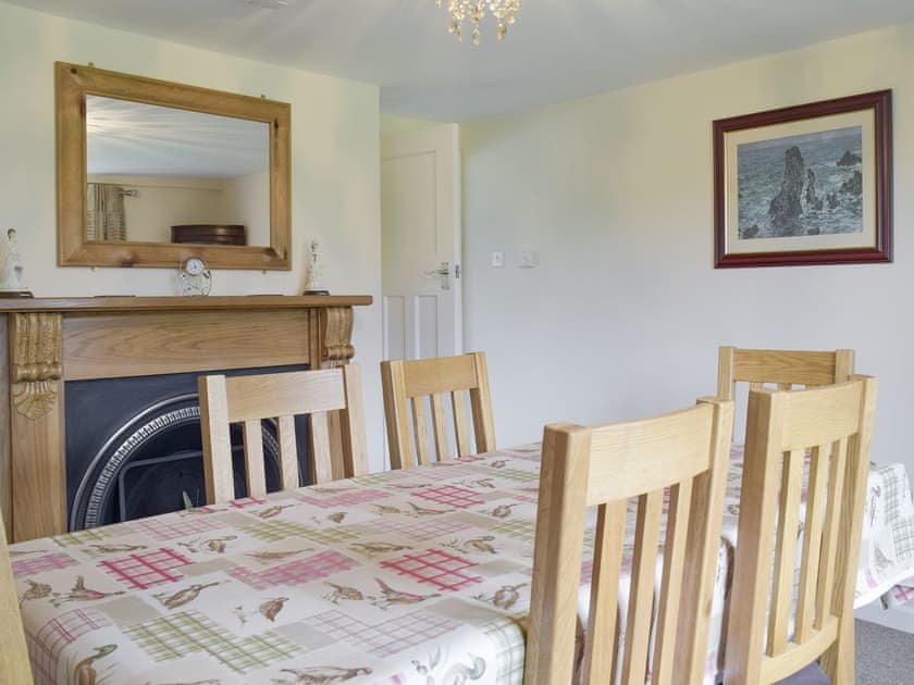 Spacious dining room | Rose Farm Cottage, Frostenden, near Beccles