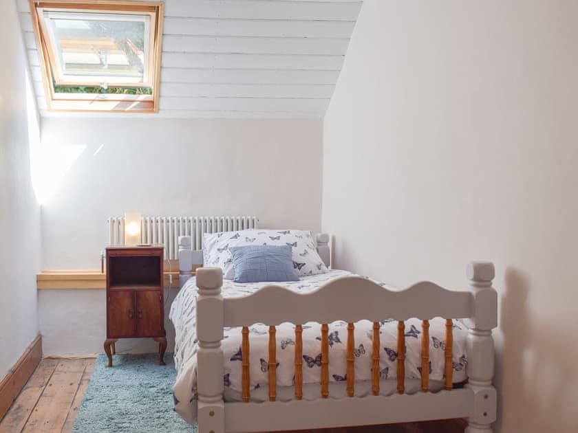 Single bed in the family room | Woodlands, Laugharne, near Pendine