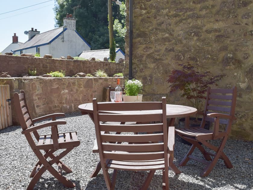 Lovely sitting out area | Woodlands, Laugharne, near Pendine