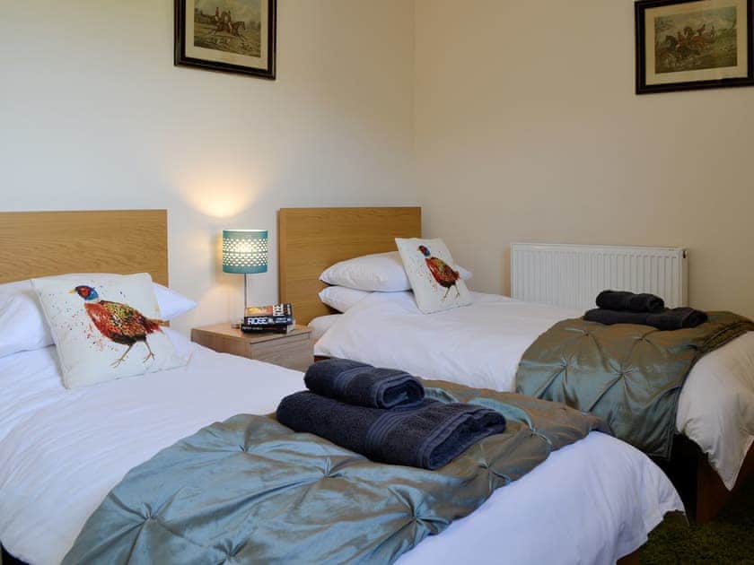 Twin bedroom | Easter Rattray Cottages: Clayhills Cottage - Easter Rattray Cottages, Blairgowrie