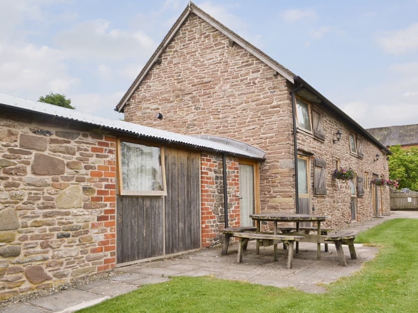 Patio area at front of cottage | Stoke Court Farm Barn, Stoke St Milborough, near Ludlow