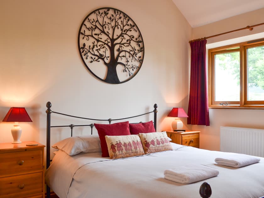 Inviting double bedroom | The Old Sawmill, Clunbury, near Ludlow