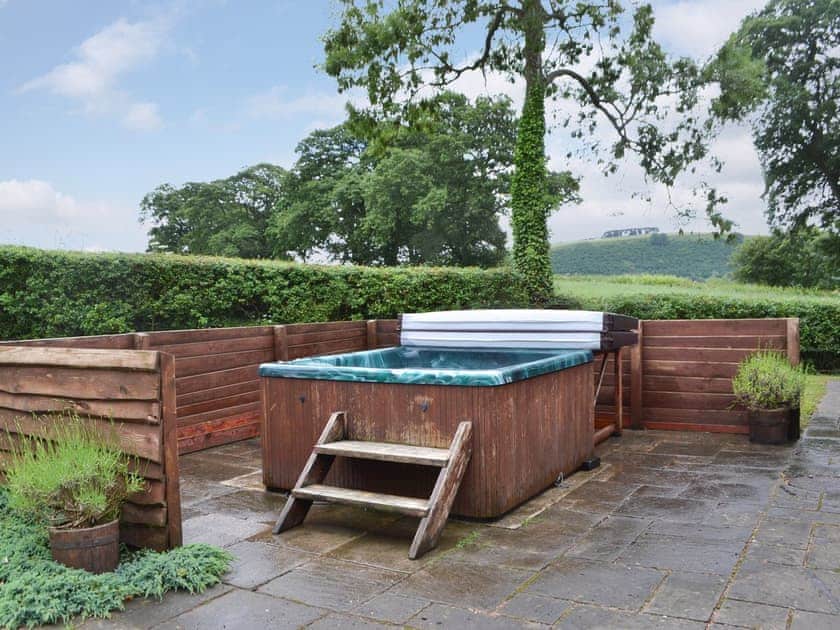 Relax in the private hot tub | The Old Sawmill, Clunbury, near Ludlow