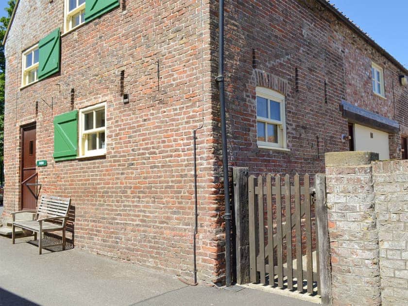 Entrance to courtyard | Belgian Cottage - Marton Manor Cottages, Sewerby, near Bridlington