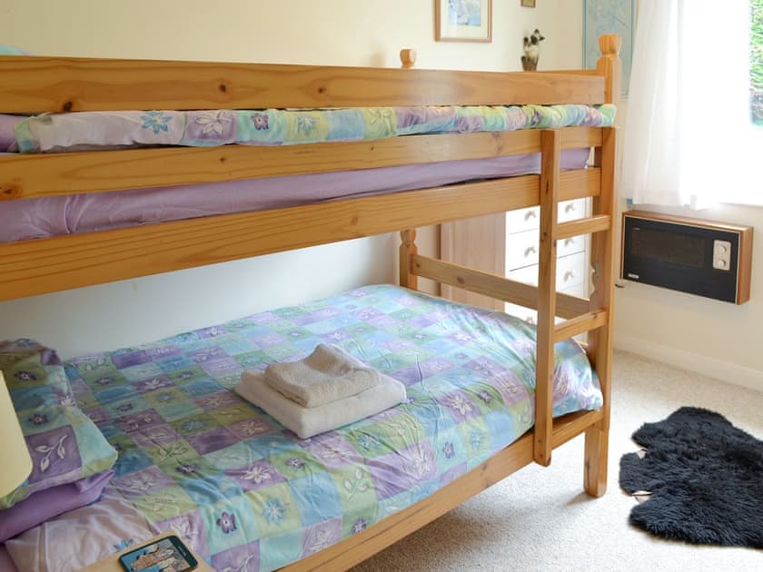 Good-sized bunk bedroom | Tucstan, Constantine, near Falmouth
