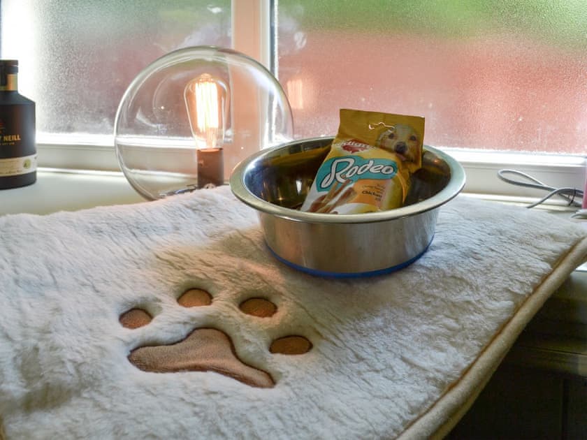 A warm welcome to your pets | Coach House - Grange End Cottages, Grasmere
