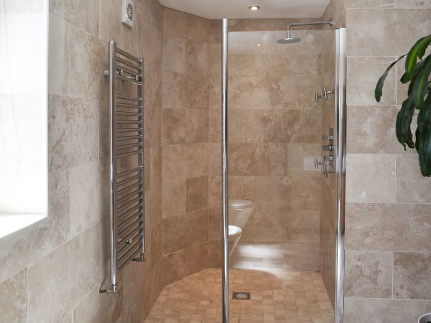 Lovely bathroom with separate shower | Applegarth House, Howlish, near Bishop Auckland