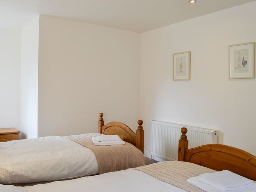 Wonderful twin bedroom | Kirroughtree Steading 1 - Kirroughtree Steading Holidays, Newton Stewart