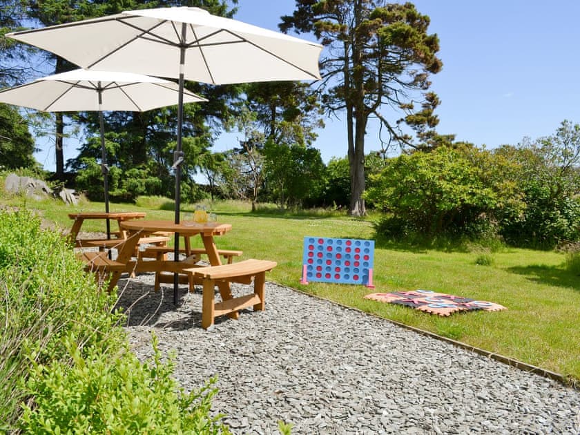 Gravelled patio area with outdoor furniture  | Souterstead, Torver, near Coniston