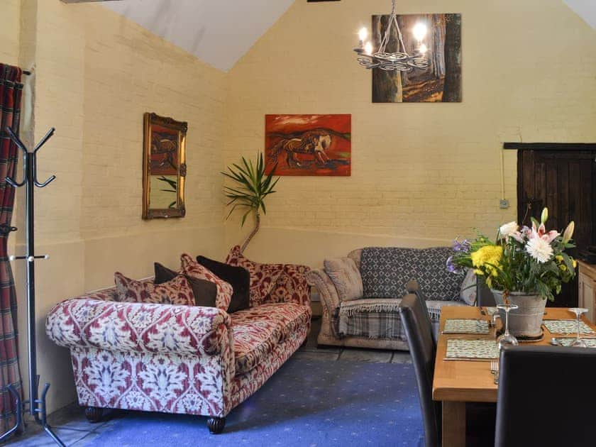 Living room with dining area | Meadow Barn - Brook and Meadow Barns, Shobley, Ringwood