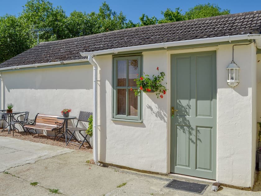 Rear of the property | The Chicken Shed - Dynes Farm, Bilsington, near Ashford