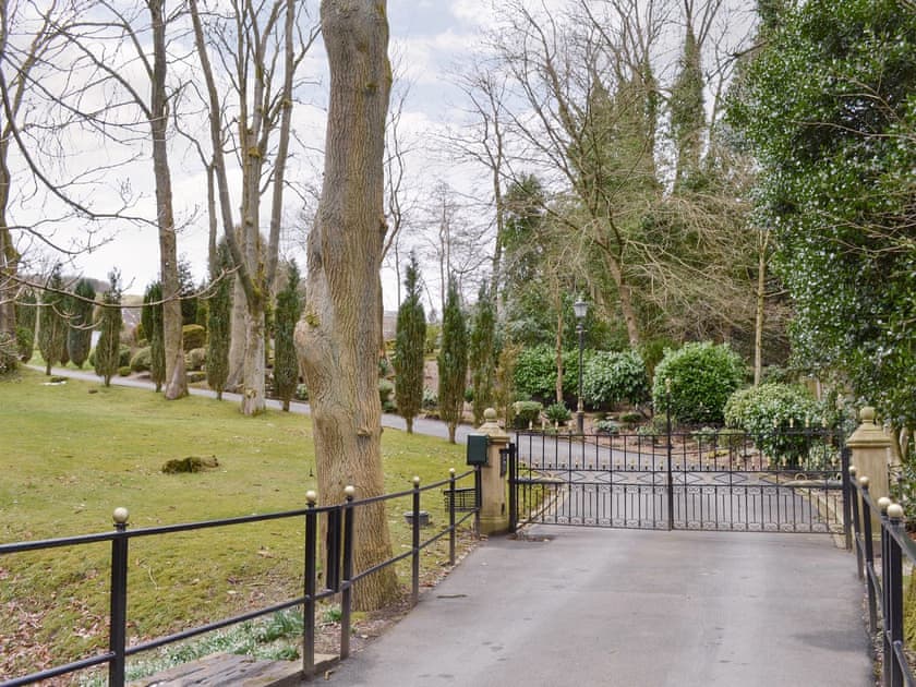 Gated driveway | Fernhill Cottage, Oxenhope, near Haworth