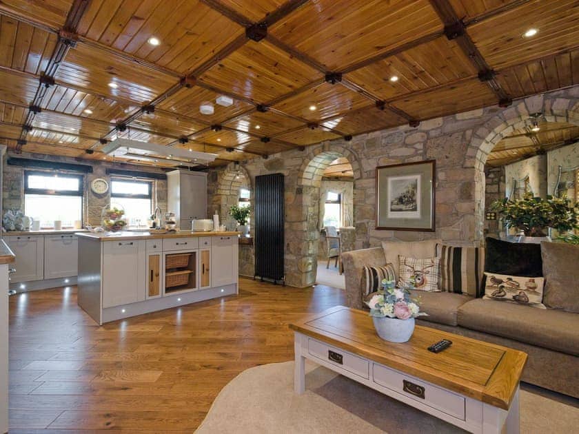 Spacious kitchen/dining room | Tennox Parlour - Tennox Farm, Kilbirnie