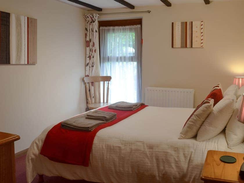 Comfy double bedroom | Moorview Cottage, Cudlipptown, near Tavistock