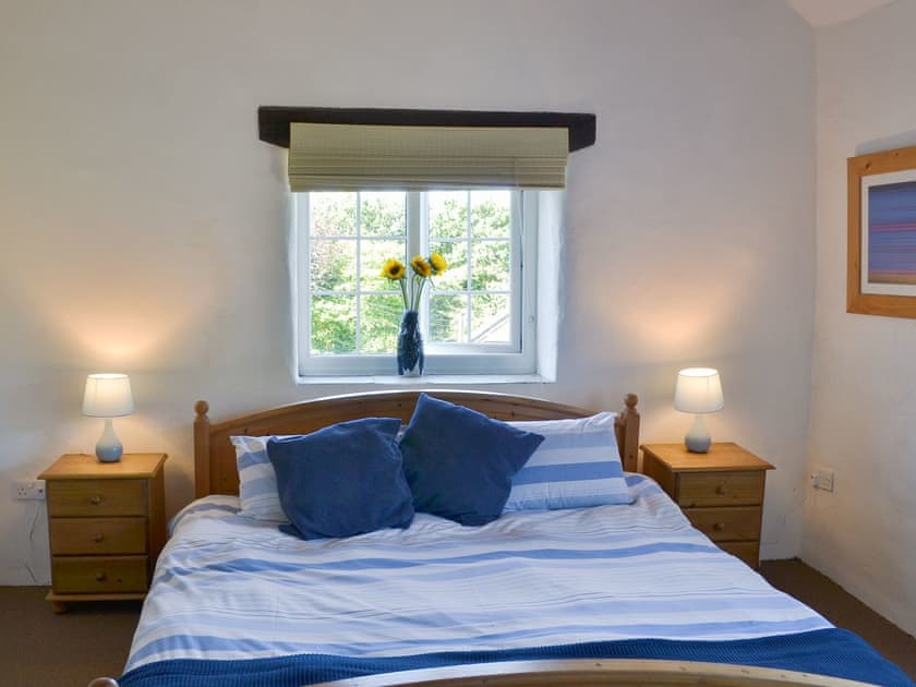 Cosy double bedroom | Wallhouse Barn, Bodmin