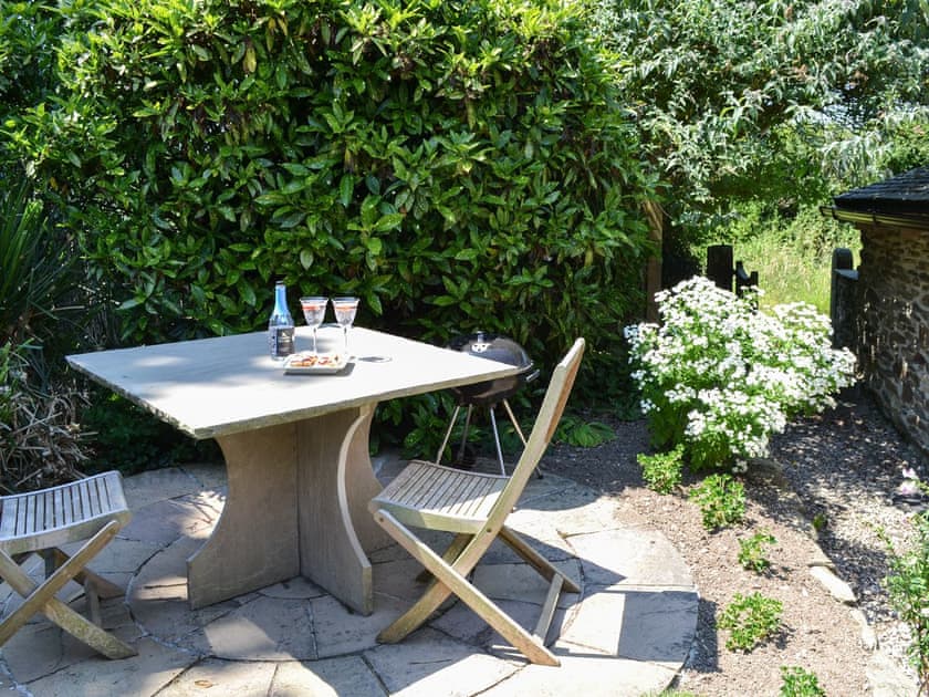 Sitting out area | The Old Wash House, Mevagissey