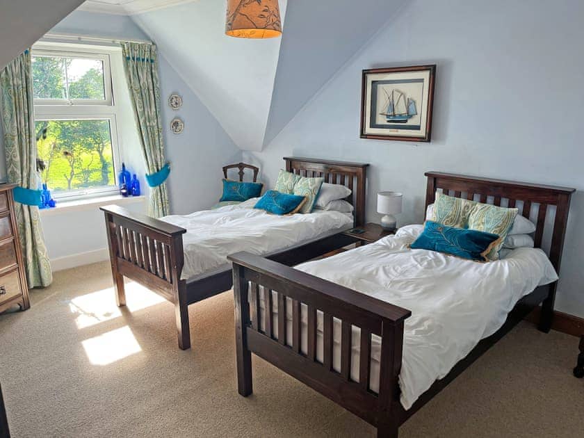 Comfy twin bedroom | Bayview, Carradale