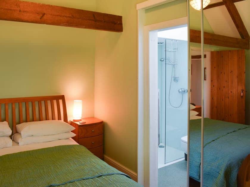Gorgeous double bedroom with ’hidden’ en-suite | The Byre - Millinder House, Westerdale, near Castleton