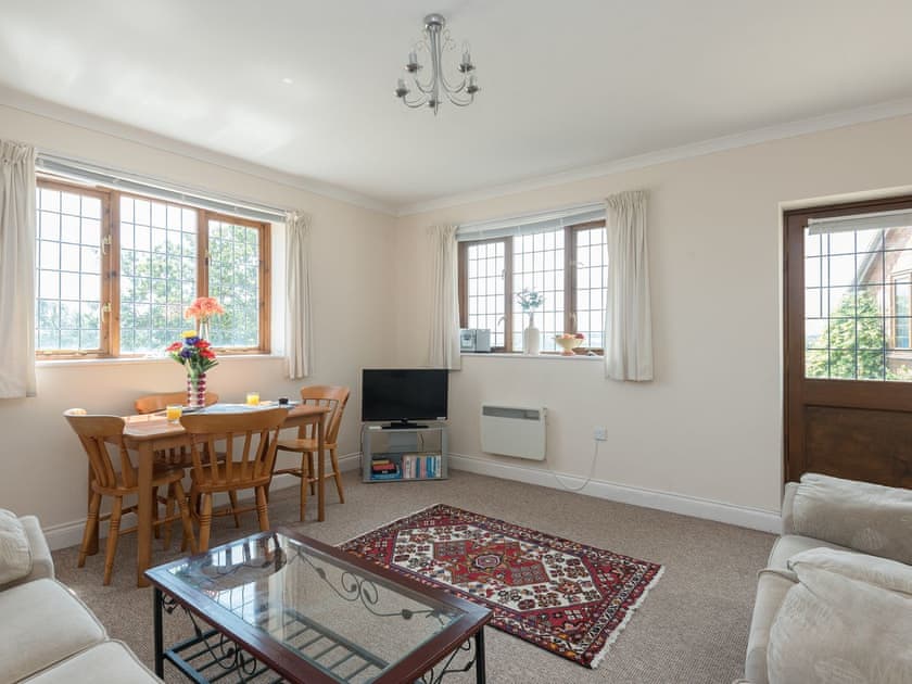 Spacious living and dining room | Hill Top Barn - Hill Top Farm, Newport