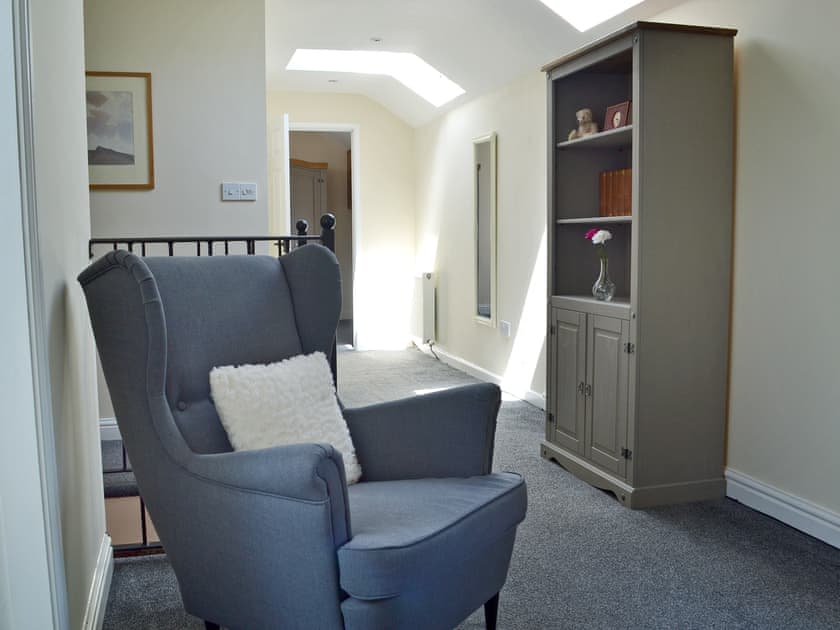 Well presented landing | The Old Stables, Over Haddon, near Bakewell