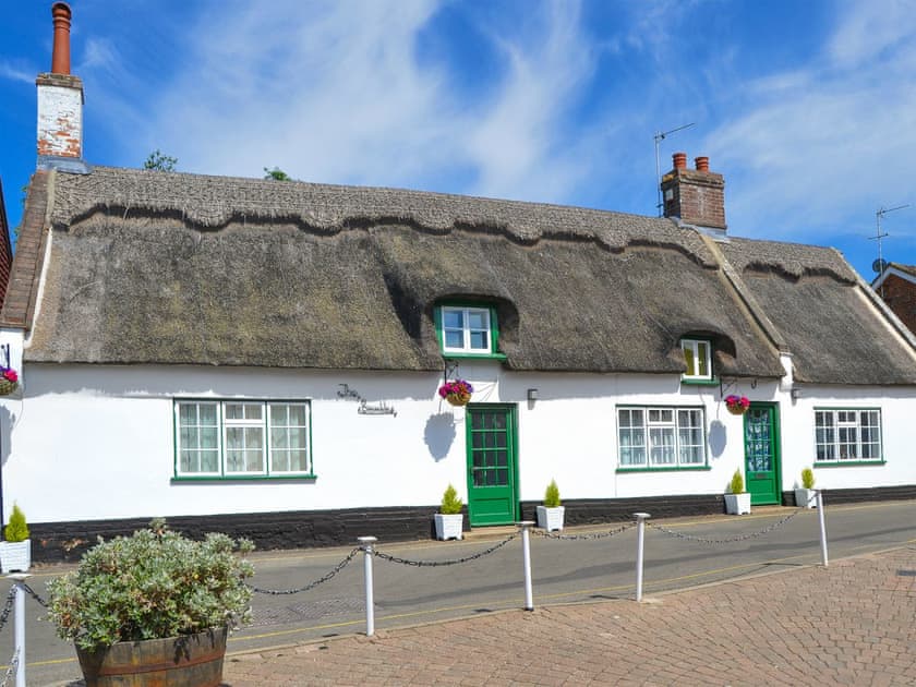 Pretty holiday accommodation | The Brambles, Horning, near Norwich 