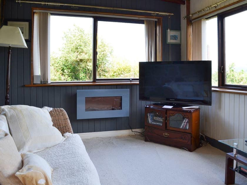 Lovely sun room | Y Bwthyn, Llandygai, near Bangor