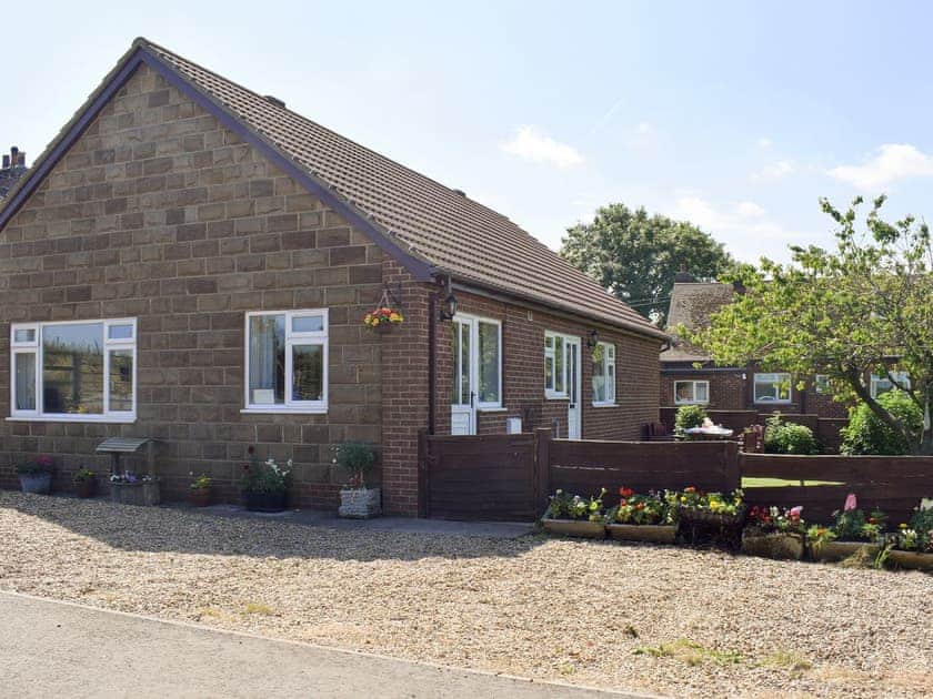 Attractive holiday home  | Cherrytree Cottage, Loftus, Saltburn-by-the-Sea