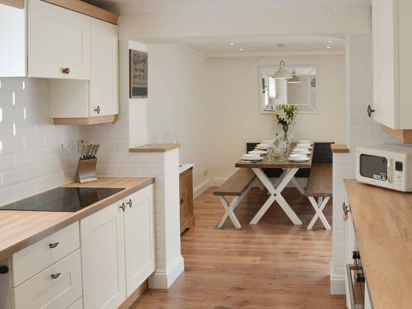 Spacious kitchen/ dining room | Broadland Hideaway, Martham, near Great Yarmouth