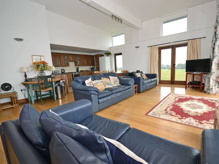 Spacious open plan living space | The Old Signal House, Niton, near Blackgang