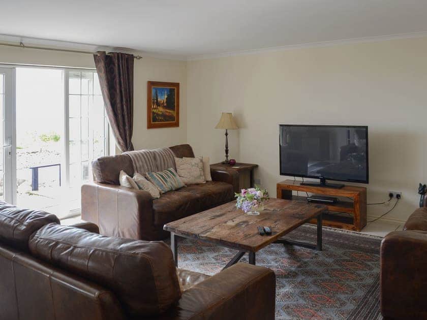 Spacious and comfortable living room | Lobster Ponds, Helmsdale