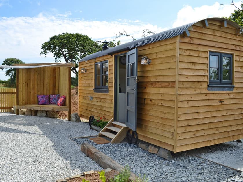 Quirky holiday retreat | The Wool Shed, Gorran, near St Austell