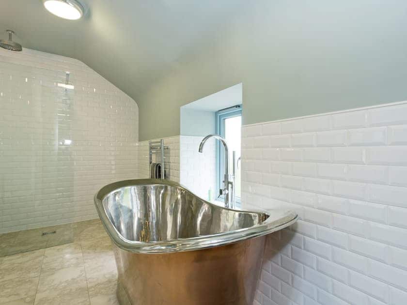 Superb en-suite bathroom with copper bath and shower cubicle | The Coach House, High Urpeth, near Chester-le-Street