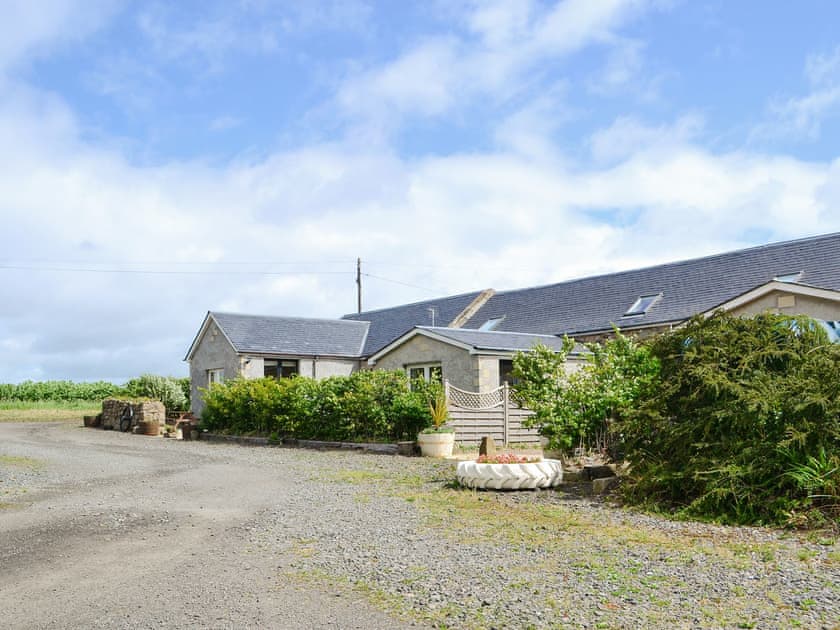 Lovely holiday homes | The Granary, Cedar Lodge, Sylvan Cottage - Rousland Cottages, Linlithgow